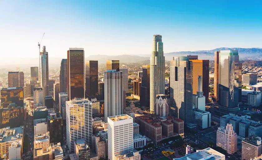 En bild av Los Angeles superpåtvingad med texten”Los Angeles”