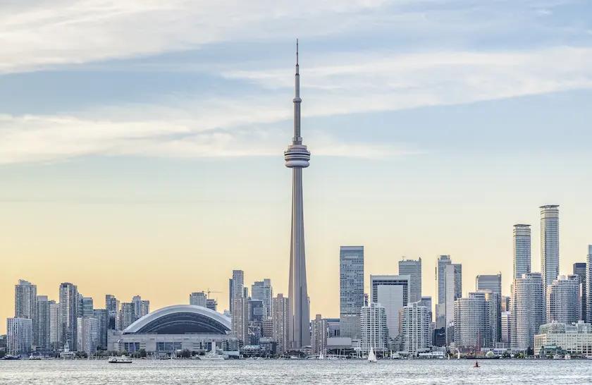 En bild av Toronto superpåtvingad med texten”Toronto”