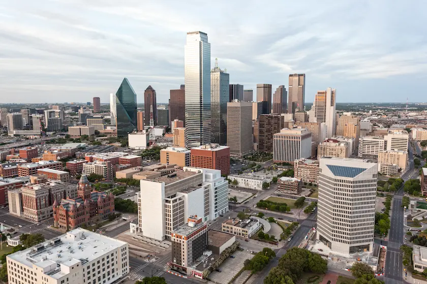 En bild av Dallas superpåtvingad med texten”Dallas”